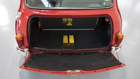 2022 Electrogenic Mini boot