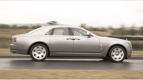 Rolls-Royce Ghost (2009) CAR review