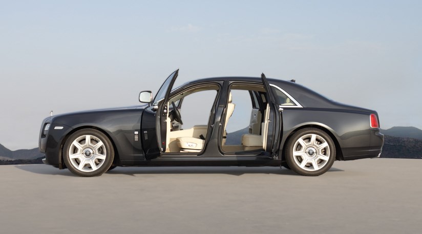 Rolls-Royce Ghost (2009) review | CAR Magazine