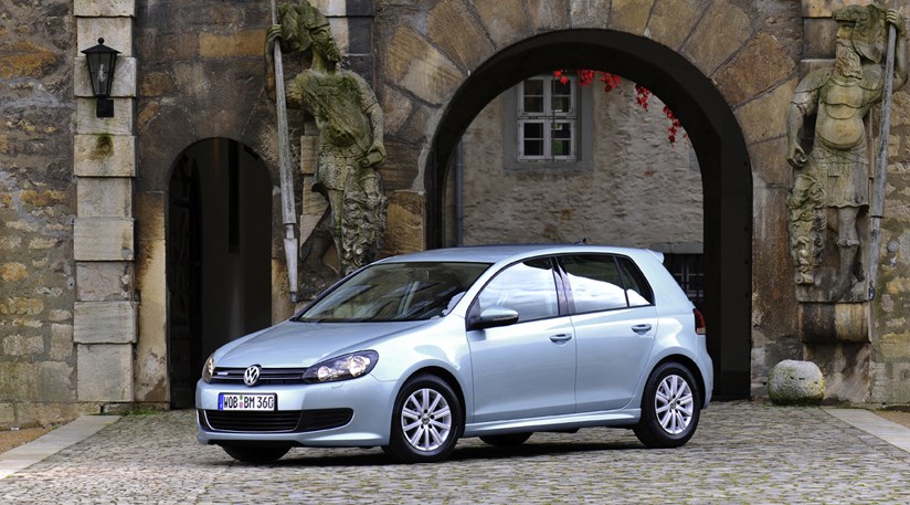  Volkswagen Golf Bluemotion.  Revisión del coche TDI ( )