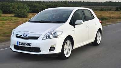 Toyota Auris HSD (2011) review