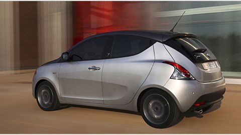 Chrysler Ypsilon 0.9 TwinAir (2011) review