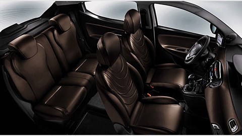 Chrysler Ypsilon 0.9 TwinAir (2011) review