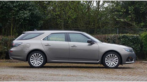 Saab 9-5 Sportwagon (2011) pre-production review
