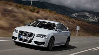 The new 2012 Audi S8