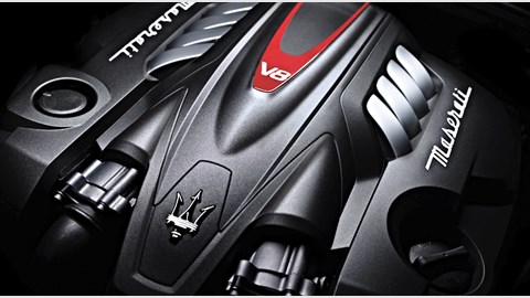 Maserati Quattroporte 3.8 V8 (2013) review