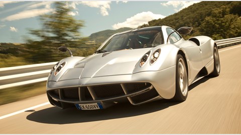 Pagani Huayra (2013) review