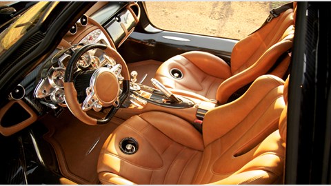 Pagani Huayra (2013) review