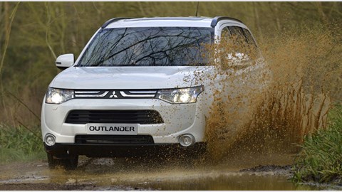 Mitsubishi Outlander 2.3 GX5 (2013) review