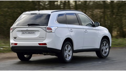 Mitsubishi Outlander 2.3 GX5 (2013) review