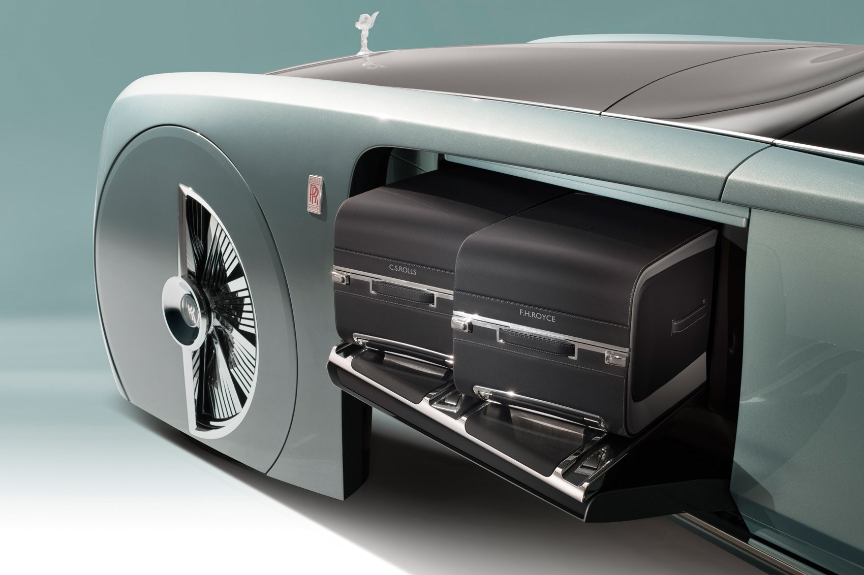 RollsRoyce Unveils Driverless Car Concept  ABC News