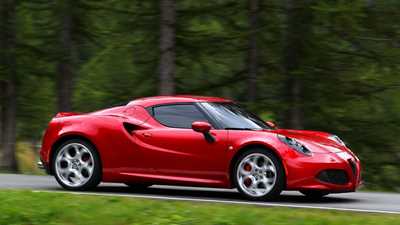 Alfa Romeo 4C (2013) review