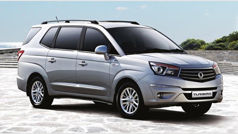 Ssangyong Turismo 2.0 e-XDi (2014) review