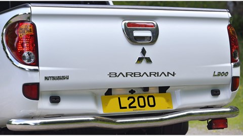 Mitsubishi L200 Barbarian 4×4 (2014) review