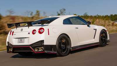 Nissan GT-R Nismo (2014) review