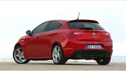 Alfa Romeo Giulietta Quadrifoglio Verde (2014) review
