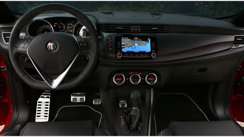 Alfa Romeo Giulietta Quadrifoglio Verde (2014) review