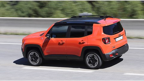 Jeep Renegade Trailhawk (2015) review