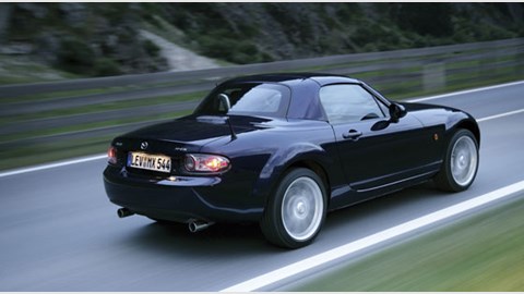 Mazda MX-5 Roadster Coupe (2006) review