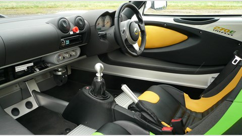 Lotus Exige 270E Tri-Fuel: interior photo