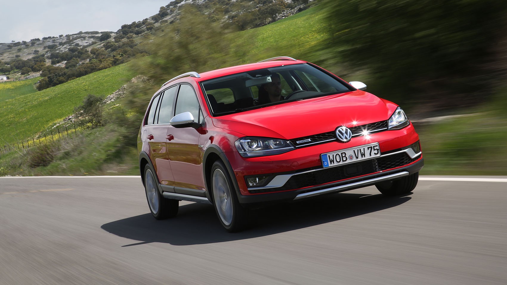 VW Golf 2.0 DSG review | CAR