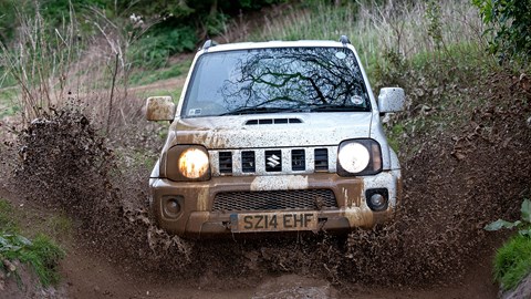 Dash buttons swap between 2wd, 4wd and low-range 4wd