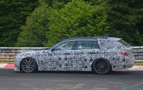 The new 2017 Alpina B5 Touring spied