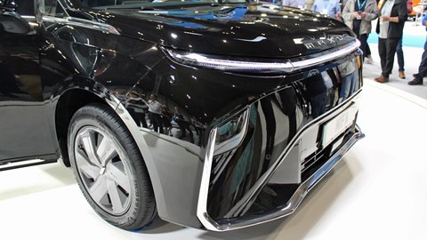 Maxus MIFA 9 electric MPV at the 2022 CV Show - front detail
