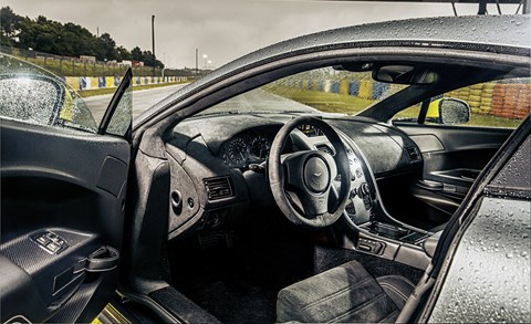 Aston Martin GT8 cabin