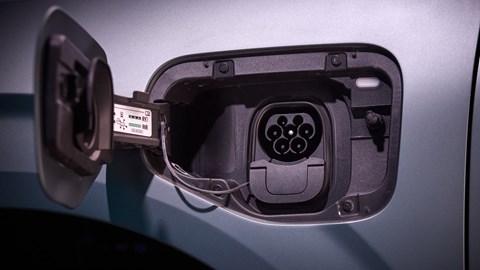 Cupra Terramar, charging port for plug-in hybrid models