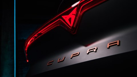 Cupra Terramar, rear lightbar with integrated logo