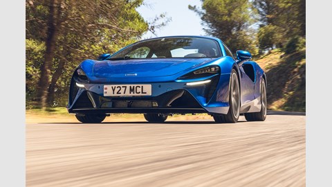 McLaren Artura (2022) video review: meet McLaren 2.0