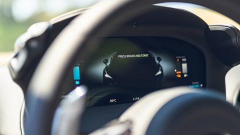 McLaren Artura (2022) video review: meet McLaren 2.0