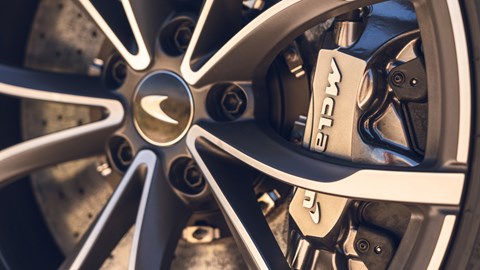 McLaren Artura (2022) video review: meet McLaren 2.0