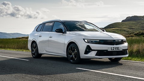 Vauxhall Astra Sports Tourer review - front, white