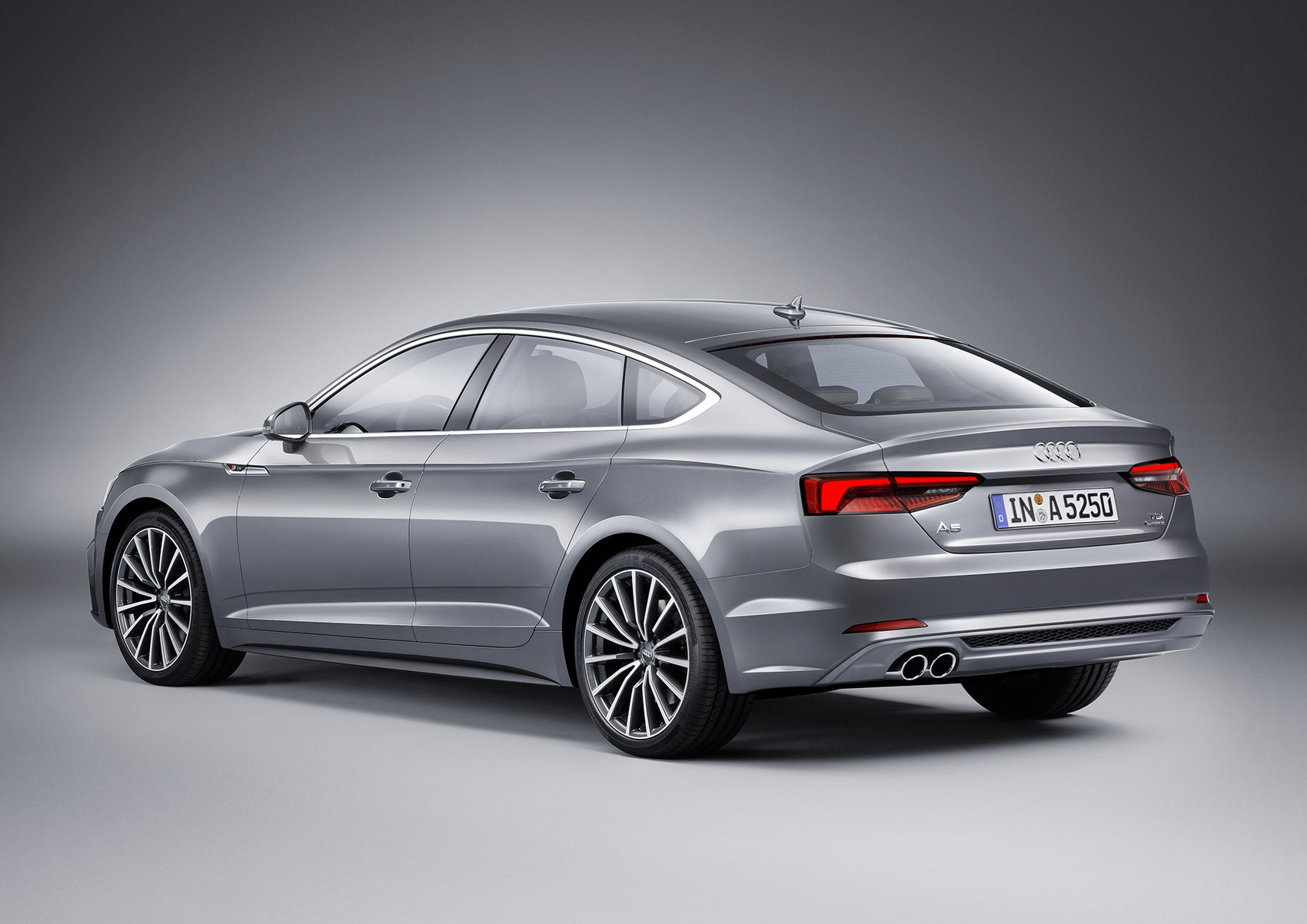 New Audi A5 Sportback: the 5dr of the 2dr of the 4dr schmoozes in