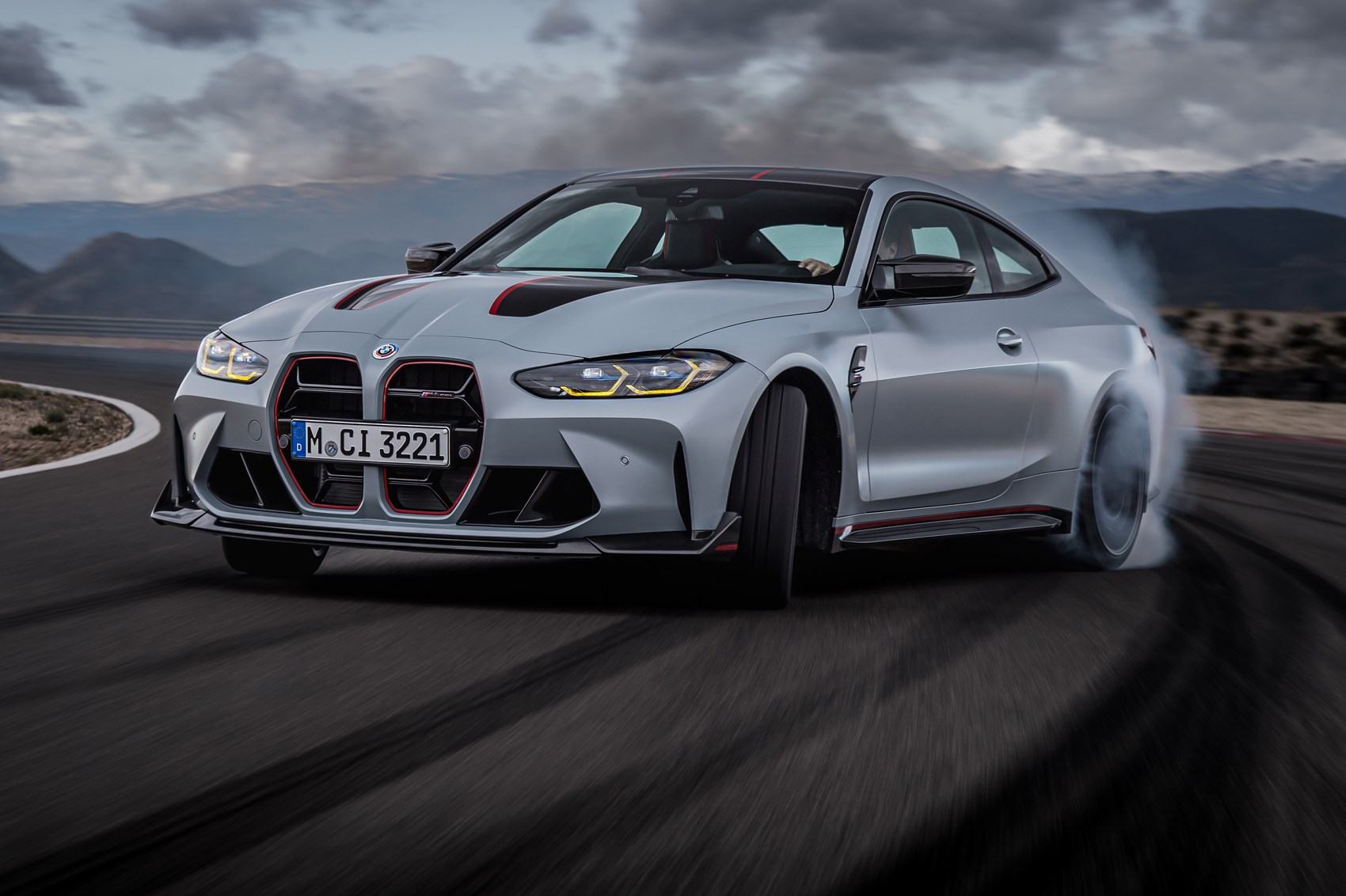The 2021 BMW M4 coupe has that big grille and the craziest seats I've ever  seen - CNET