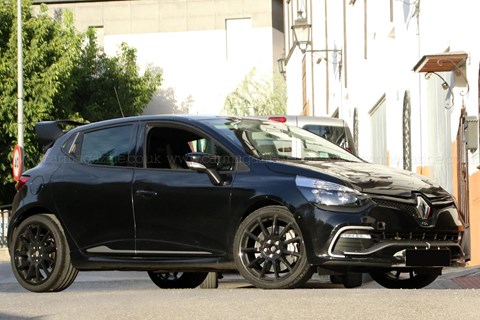 2016 Renault Clio R.S. 16 prototype