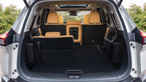 2022 Nissan X-Trail boot