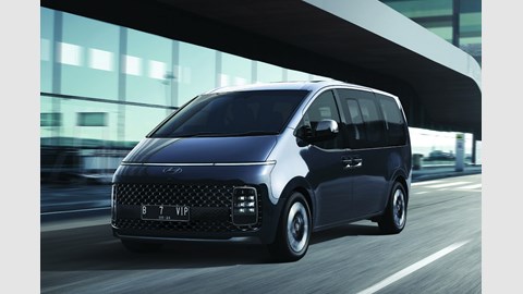 Hyundai Staria (2022) review: the unlikely stunner