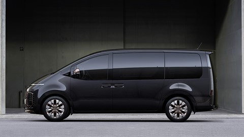 Hyundai Staria (2022) review: the unlikely stunner