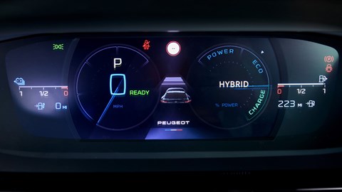 Peugeot 408 crossover review on CAR magazine - digital dials