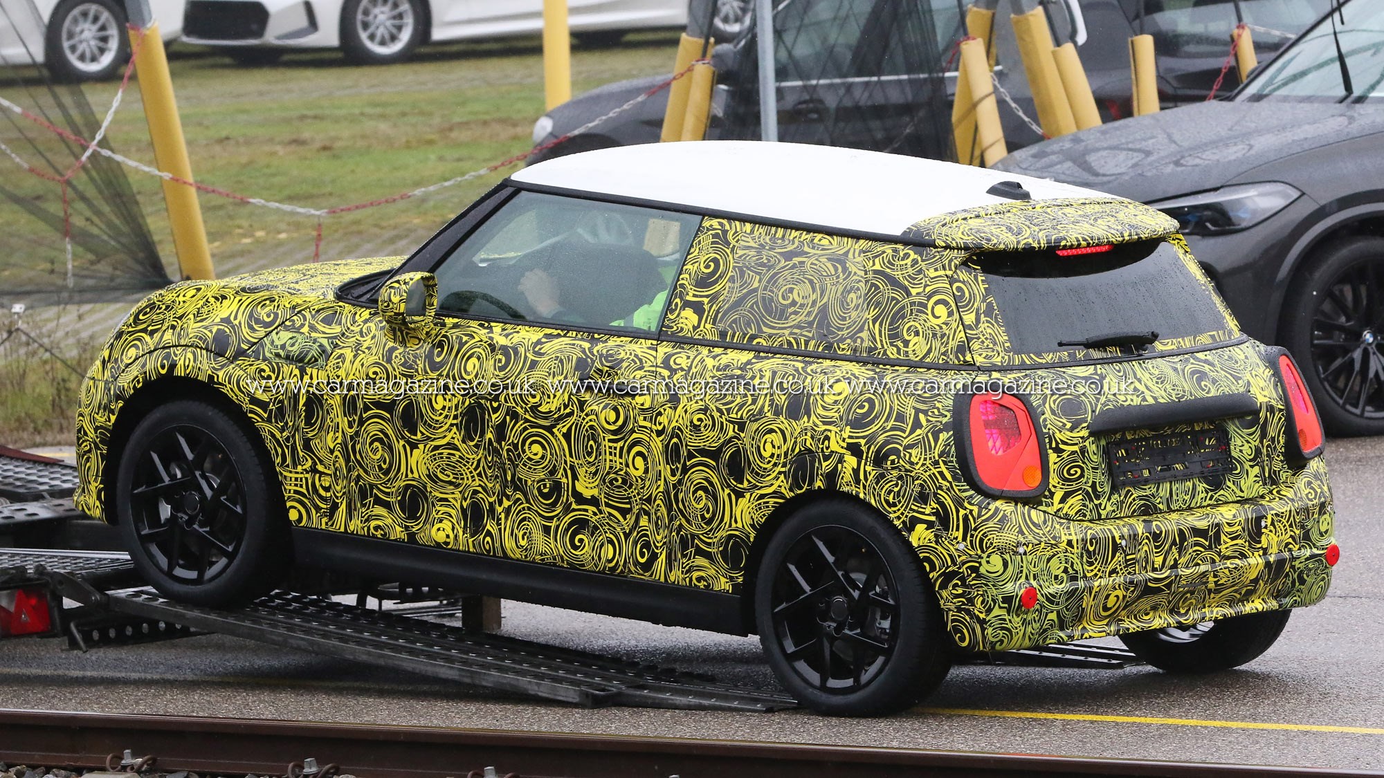 Next-gen Mini convertible spotted with internal combustion engine