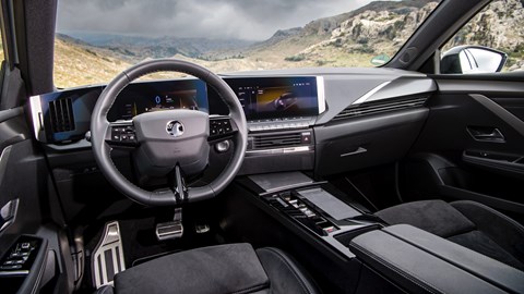 Vauxhall Astra GSe dash