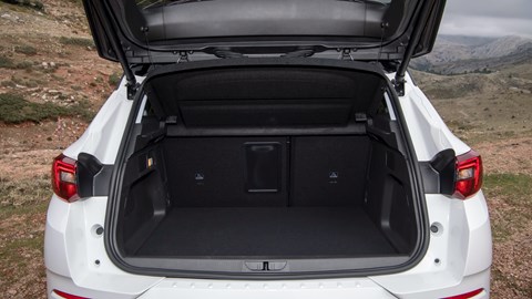 Vauxhall Grandland GSe boot