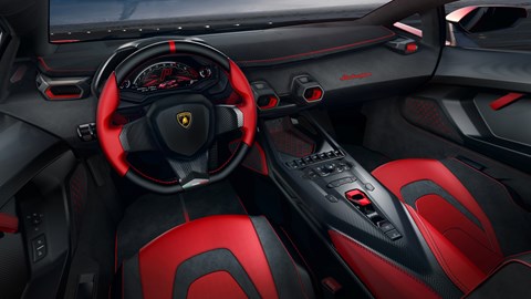 Lamborghini Invencible (2023): dashboard and steering wheel