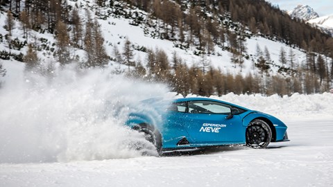 How to drive on ice: Lamborghini Huracan STO drifting and kicking up snow dust