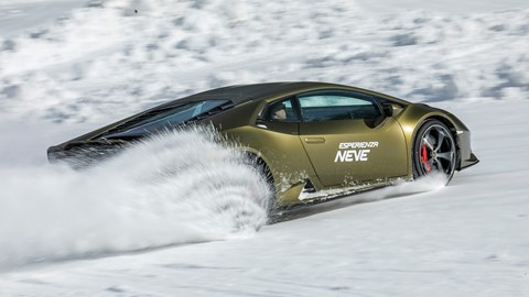 How to drive on ice: Lamborghini Huracan EVO rear three quarter drifting