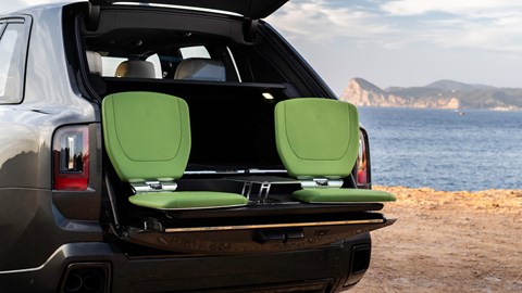 Rolls-Royce Cullinan Black Badge Series II: rear seats
