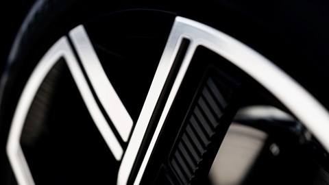 Rolls-Royce Cullinan Black Badge Series II: new alloys